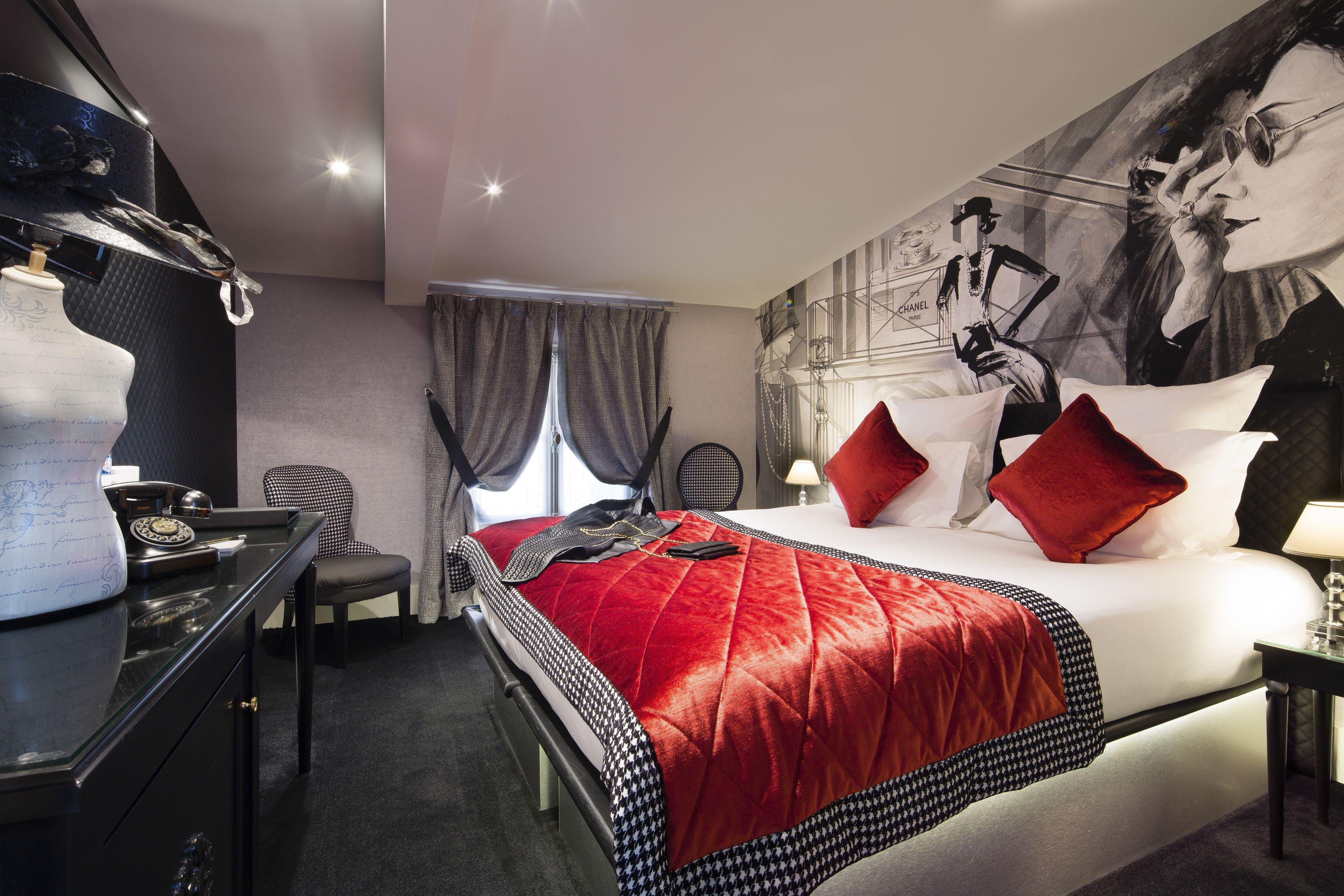 Hotel & De Latour Maubourg