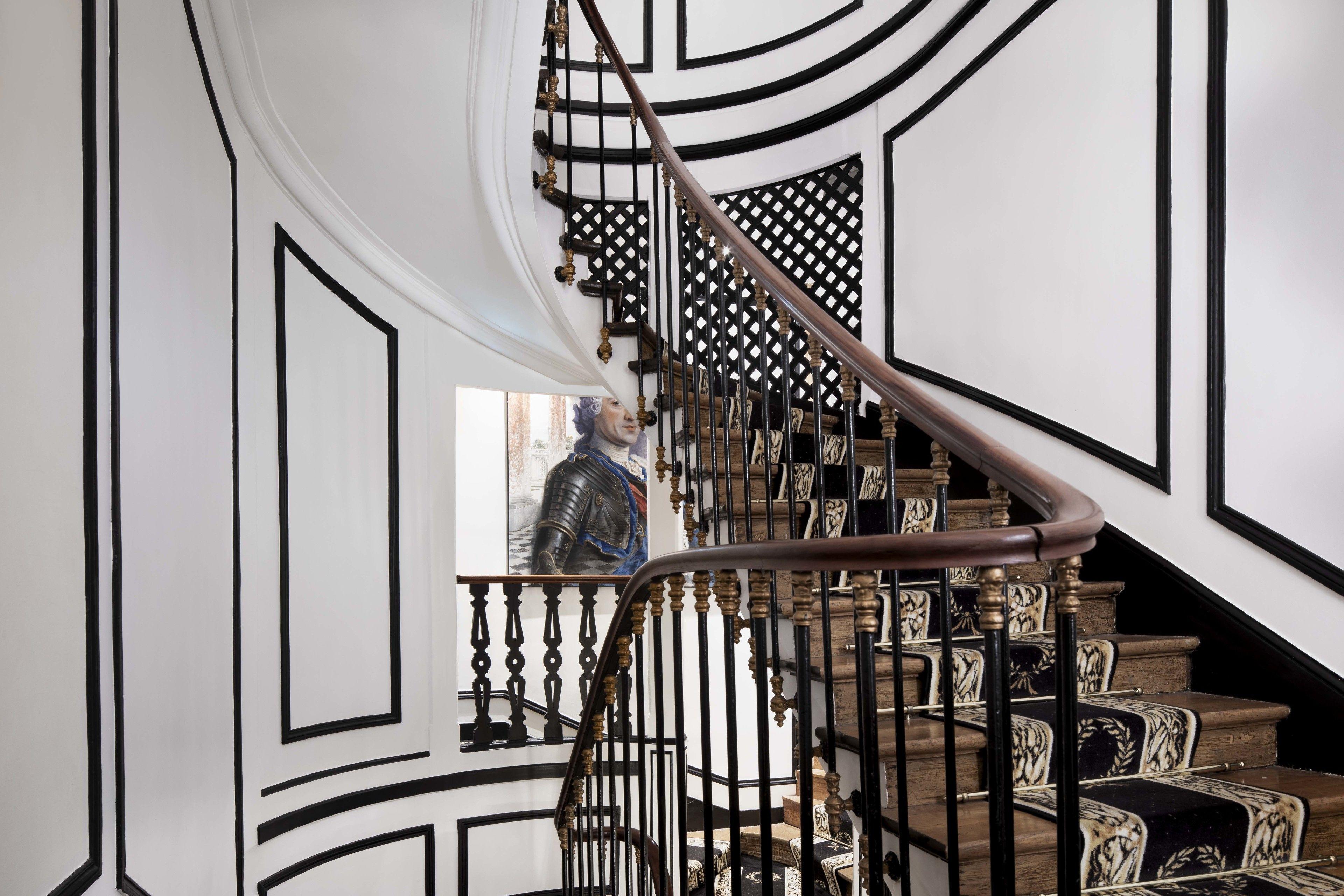 Hotel & De Latour Maubourg